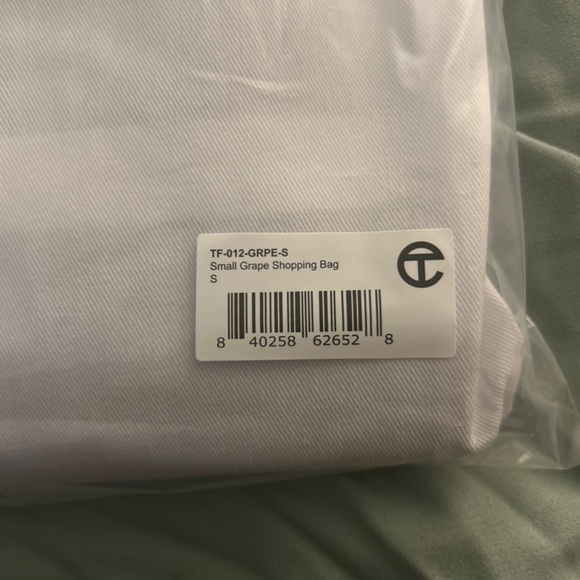 Small Grape Telfar Shopping Bag - Picture 14 of 15